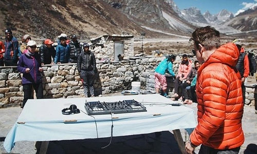 British DJ to perform world's highest gig on Everest British DJ to perform world's highest gig on Everest