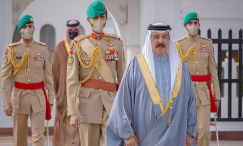 HM King receives four new Ambassadors’ credentials