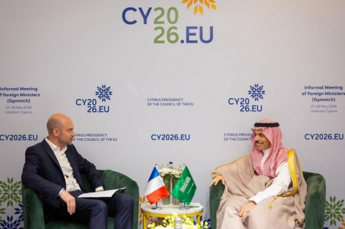 Saudi, France Discuss Ties in Cyprus Meeting