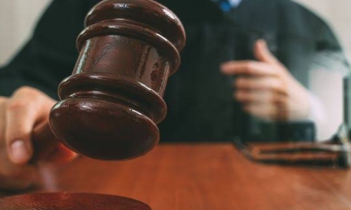 Bahraini man standing trial for causing disability to teenager Bahraini man standing trial for causing disability to teenager