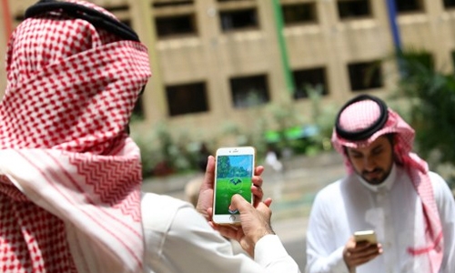 Dubai billionaire plans new messaging app for Arabic-speakers