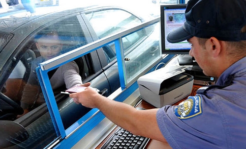 France calls on EU to improve Syrian passport checks France calls on EU to improve Syrian passport checks