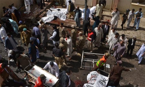 Death toll in Pakistan suicide bombing rises to 30
