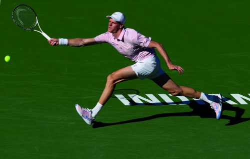 Sinner sets up Fonseca clash, Zverev advances at Indian Wells