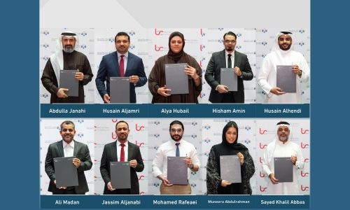 Bahrain Bourse and Bahrain Clear honours Long Serving Employees 