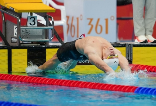 Goncharov Smashes Bahrain Swim Record Goncharov Smashes Bahrain Swim Record
