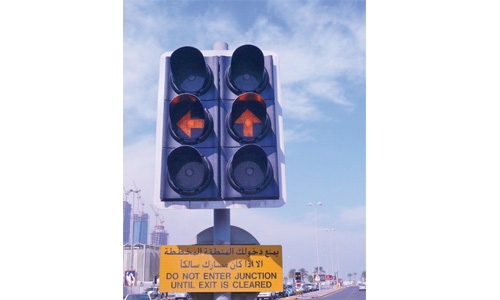 Traffic signals to blink five times before turning red