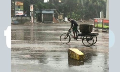 Cyclone Bulbul smashes into India, Bangladesh