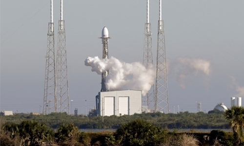 SpaceX launches first US national security space mission
