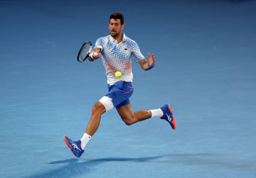 Djokovic wary of semi-final underdog in quest for 22nd Slam title