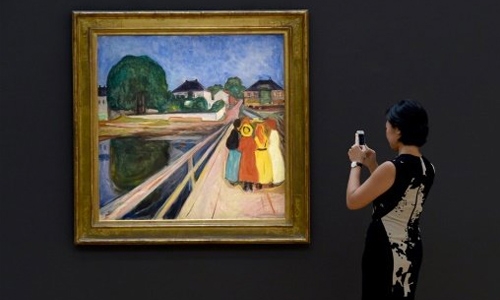 Munch's 'Girls on the Bridge' fetches $54.5 mn at auction Munch's 'Girls on the Bridge' fetches $54.5 mn at auction