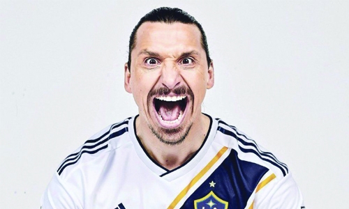 Ibrahimovic move announced via advert