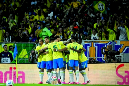 Brazil thrash Panama 6-2 in World Cup send-off