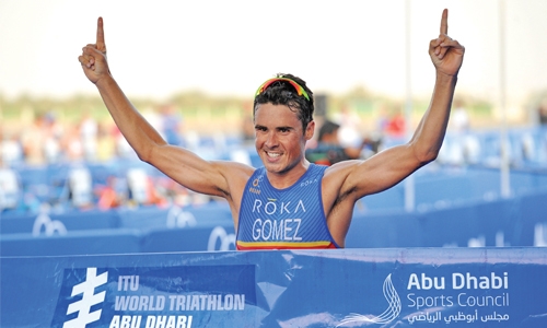 Gomez returns in style