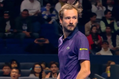 Medvedev wins first title in over two years in Kazakhstan