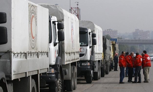 Syria Red Crescent delivers aid to besieged town
