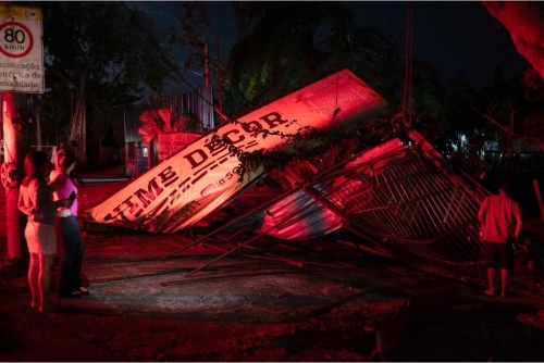5 Killed as Powerful Winds Batter Rio and Sao Paulo 5 Killed as Powerful Winds Batter Rio and Sao Paulo