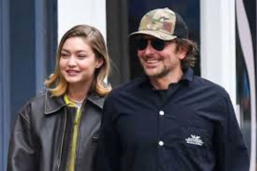 Gigi Hadid and Bradley Cooper ‘are on the same page’ Gigi Hadid and Bradley Cooper ‘are on the same page’