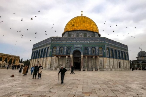 Parliament condemns Al-Aqsa closure and reaffirms support for Palestinians