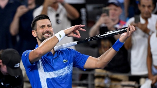 Djokovic and Sabalenka start Australian Open preparations with straight-set victories in Brisbane; Kyrgios loses on return Djokovic and Sabalenka start Australian Open preparations with straight-set victories in Brisbane; Kyrgios loses on return