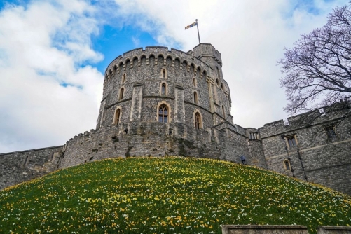 ‘I am here to kill the queen,’ Windsor Castle intruder says