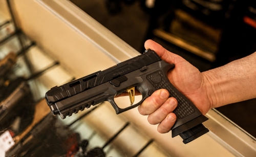 US Supreme Court Strikes Down Hawaii Gun Law