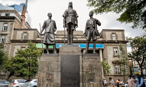 Seventeen soldiers dead after helicopter crashes in Kenya Seventeen soldiers dead after helicopter crashes in Kenya