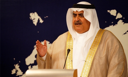 Respect law, FM tells Qatari officials