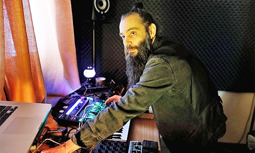 Palestinian DJs bring past into present with fresh beats Palestinian DJs bring past into present with fresh beats