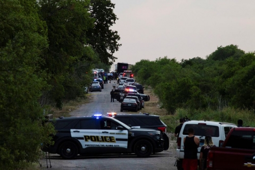 More than 40 migrants die in truck in San Antonio