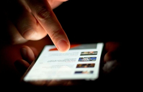 The Distraction Trap: How Social Media Stifles the Power of Boredom