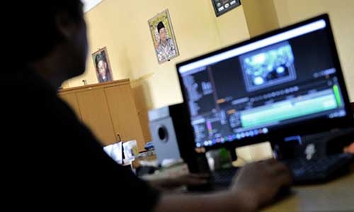 Indonesia’s Muslim cyber warriors take on IS Indonesia’s Muslim cyber warriors take on IS