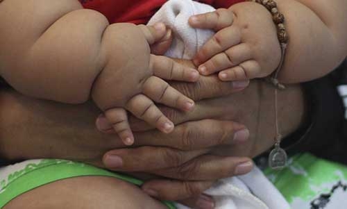 Study suggests fake sweetener link to infant size, obesity	