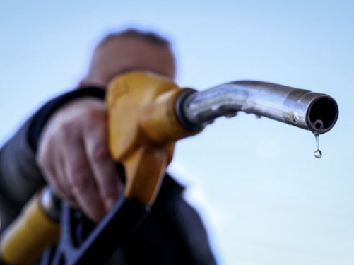 Oil Prices Dropped on Uncertain US-Iran Peace Deal Prospects