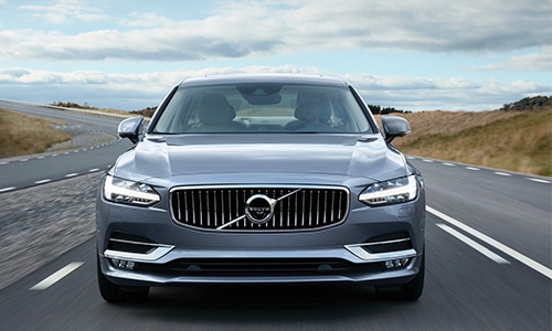VOLVO rolls out S90