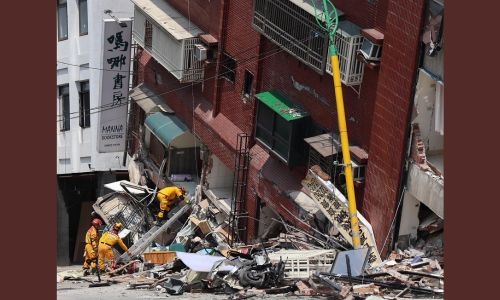 Seven dead, hundreds injured in most powerful Taiwan quake in 25 years