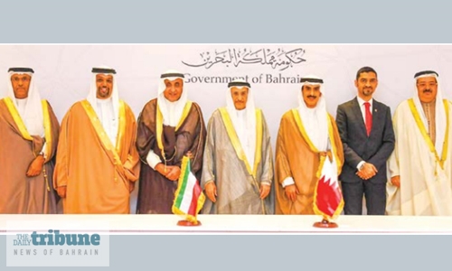 Bahrain, Kuwait Fund in $100m deal to finance expansion of power network Bahrain, Kuwait Fund in $100m deal to finance expansion of power network