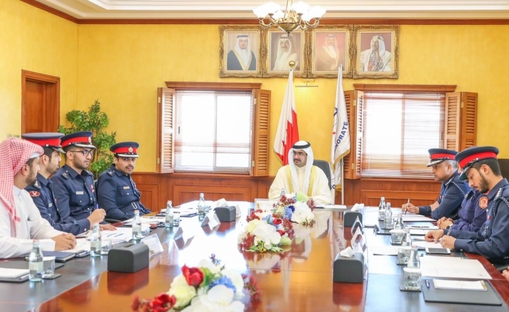 His Highness the Governor of the South discussing the security needs of Isa Town