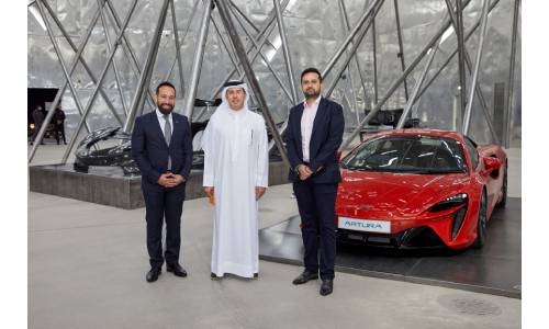 McLaren showcases carbon fibre expertise with “Weaving Innovation” at EXPO 2020 Dubai 