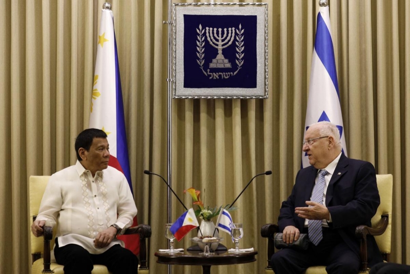 Israeli president lectures Philippine leader on Hitler