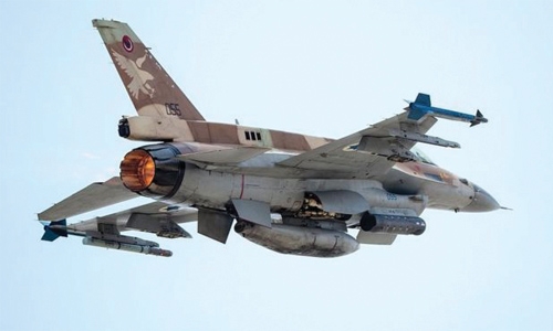 Israel ‘strikes Damascus military complex’