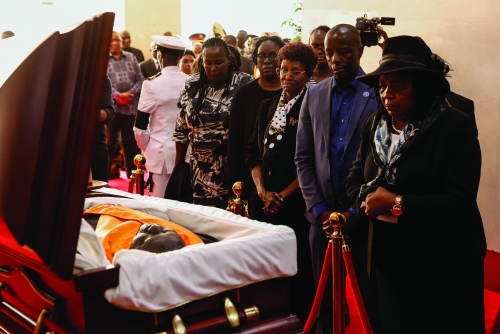 Chaos as security forces fire on mourners for Kenyan politician Odinga