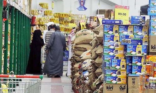 Move to shut down small groceries creates anxiety