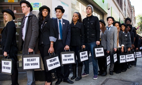 Spain jobless under 20 pct for first time in six years