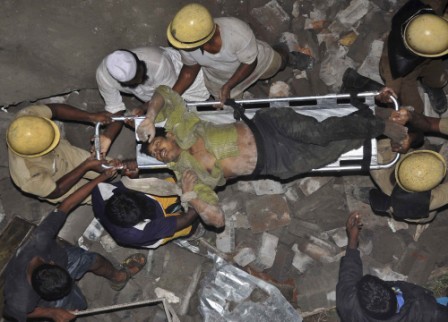 Factory wall collapse kills 11 in India