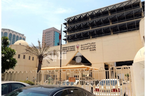 Tehran resembles ghost town as bombs rain down