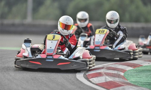 Batelco win first round Batelco win first round