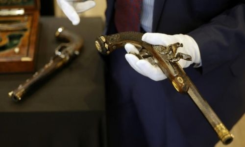 Napoleon's pistols sold in France for 1.7 mn euros: auctioneers