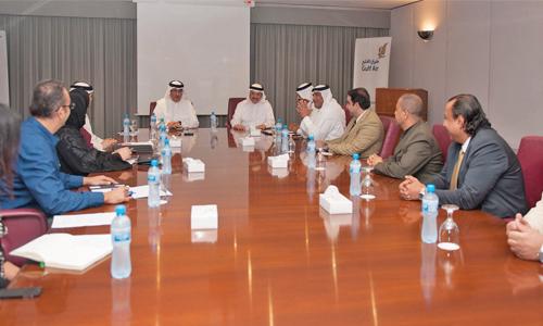 Gulf Air holds talks with trade unions