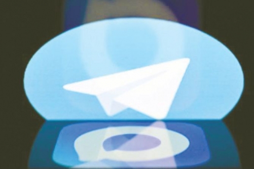 Moscow chokes Telegram as it pushes state-backed rival app 